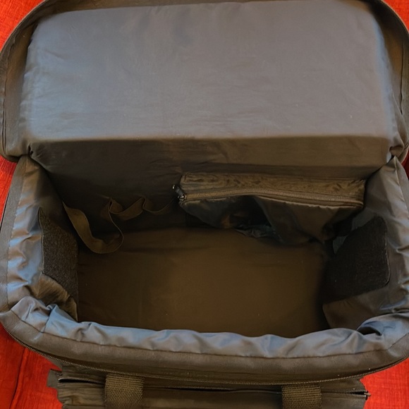 Sharp Camera Case - Picture 4 of 7